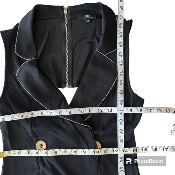 Chic Tuxedo Wrap Dress - Picture 4 of 4